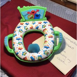 Sesame Street kid toilet seat with music